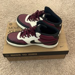 Nike Court Vision Mid